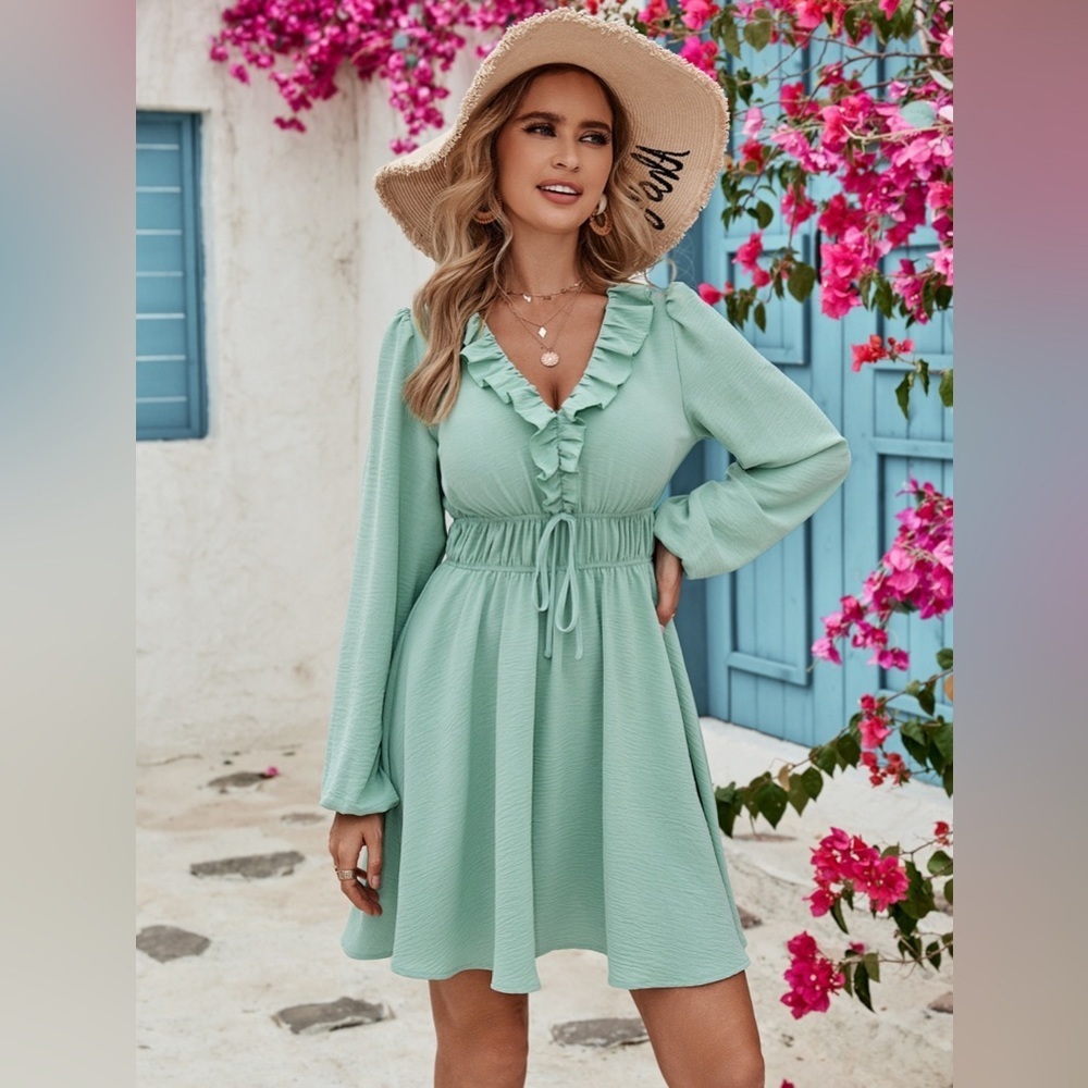 Mint Breeze Long Sleeve Mini Light Green Dress